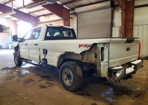 2024 Ford F250 Super Duty from USA, damaged, VIN 1FT7W2BAXREF65631